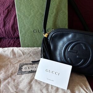 GUCCI crossbody black bag. Absolutely authentic.